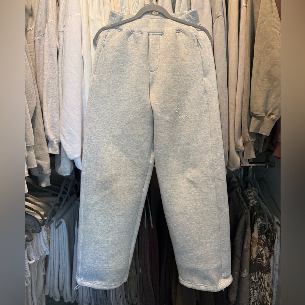Lululemon x Erewhon Sweatpants